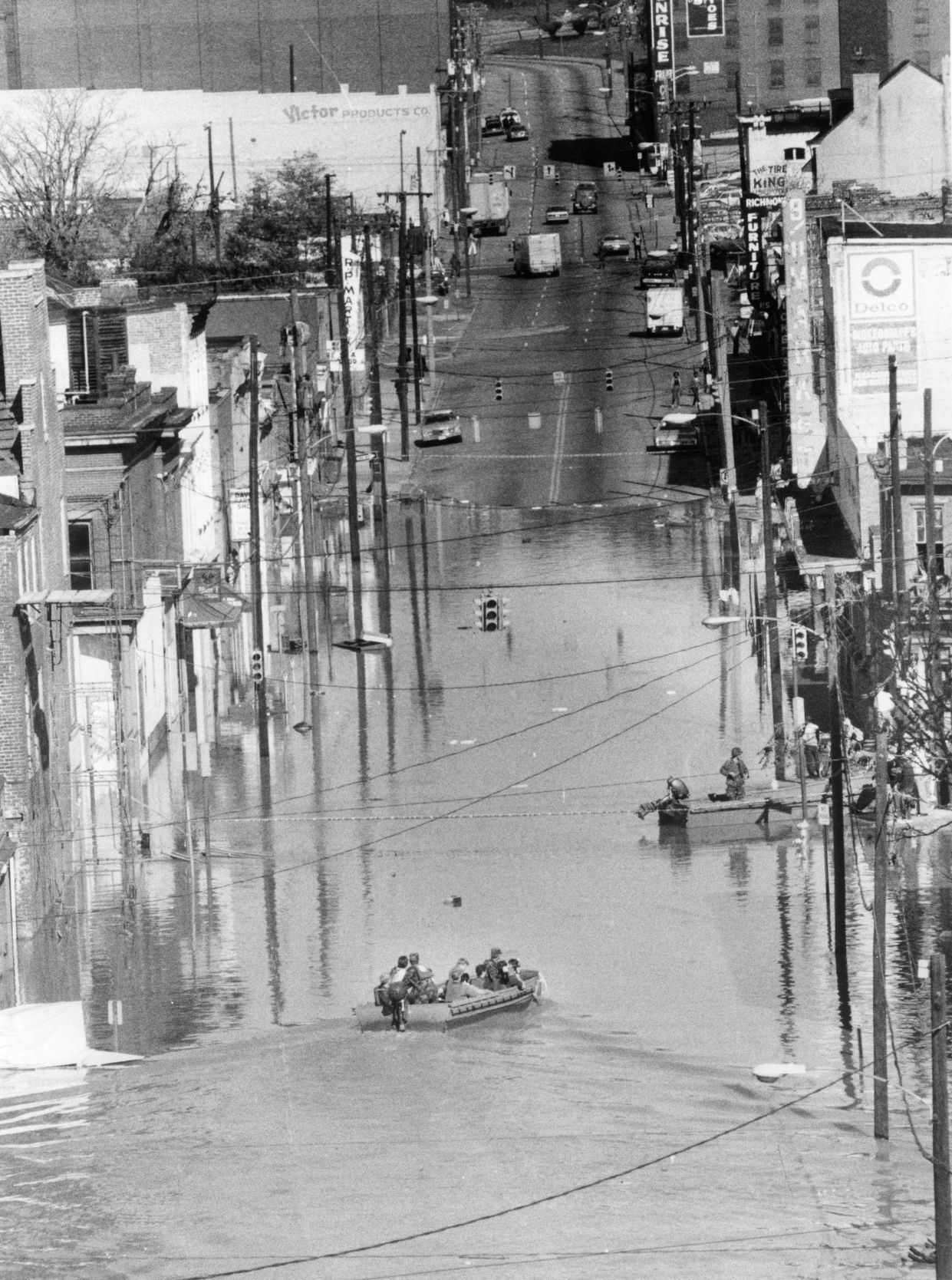 19th Street boat